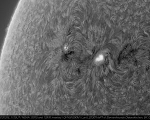 Die Sonne mit zwei Protuberanzen, fotografiert am 26. M&auml;rz 2022