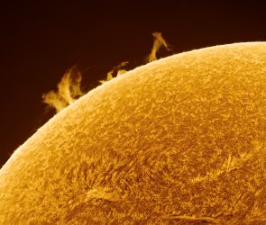 Der S&uuml;dwesten der Sonne vom 7. April 2024, 1328h GMT. 